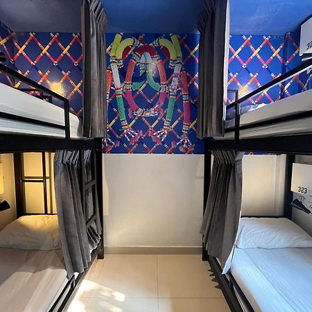 Everyday Bangkok Hostel Exterior photo