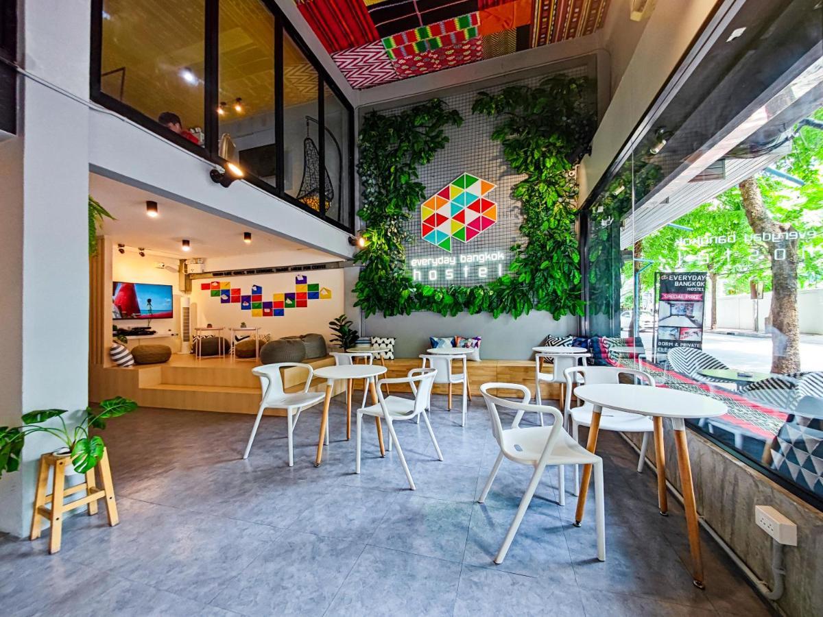 Everyday Bangkok Hostel Exterior photo