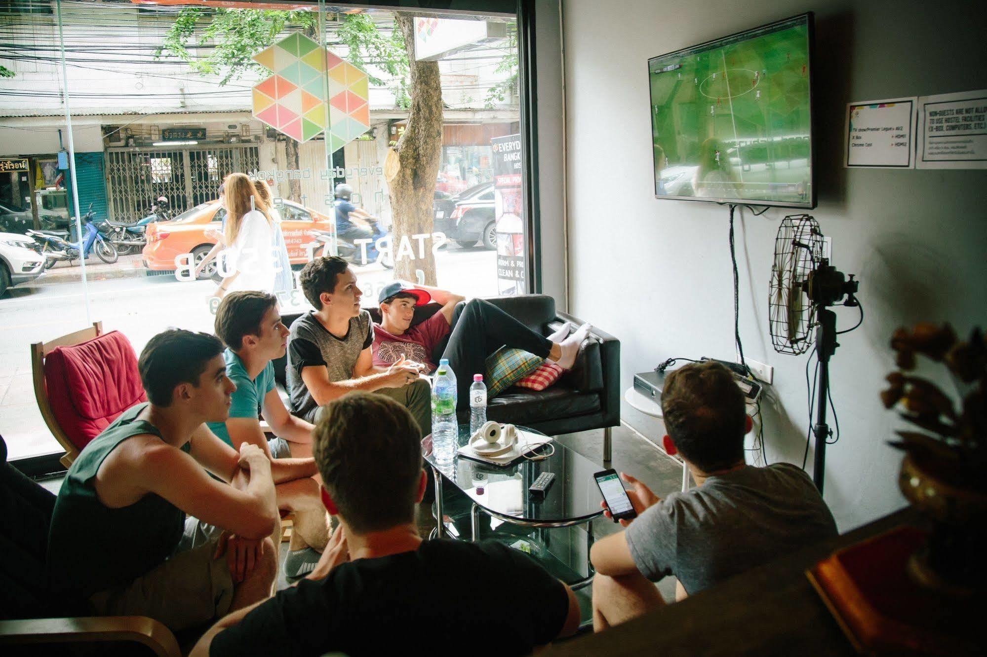 Everyday Bangkok Hostel Exterior photo