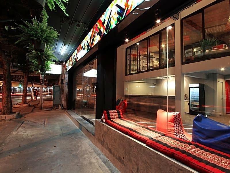 Everyday Bangkok Hostel Exterior photo