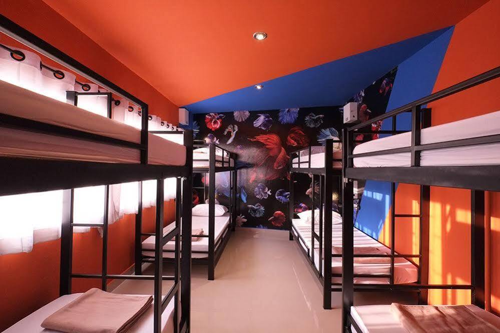 Everyday Bangkok Hostel Exterior photo